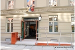 Eingang der Stadtbibliothek in der Badenstraße