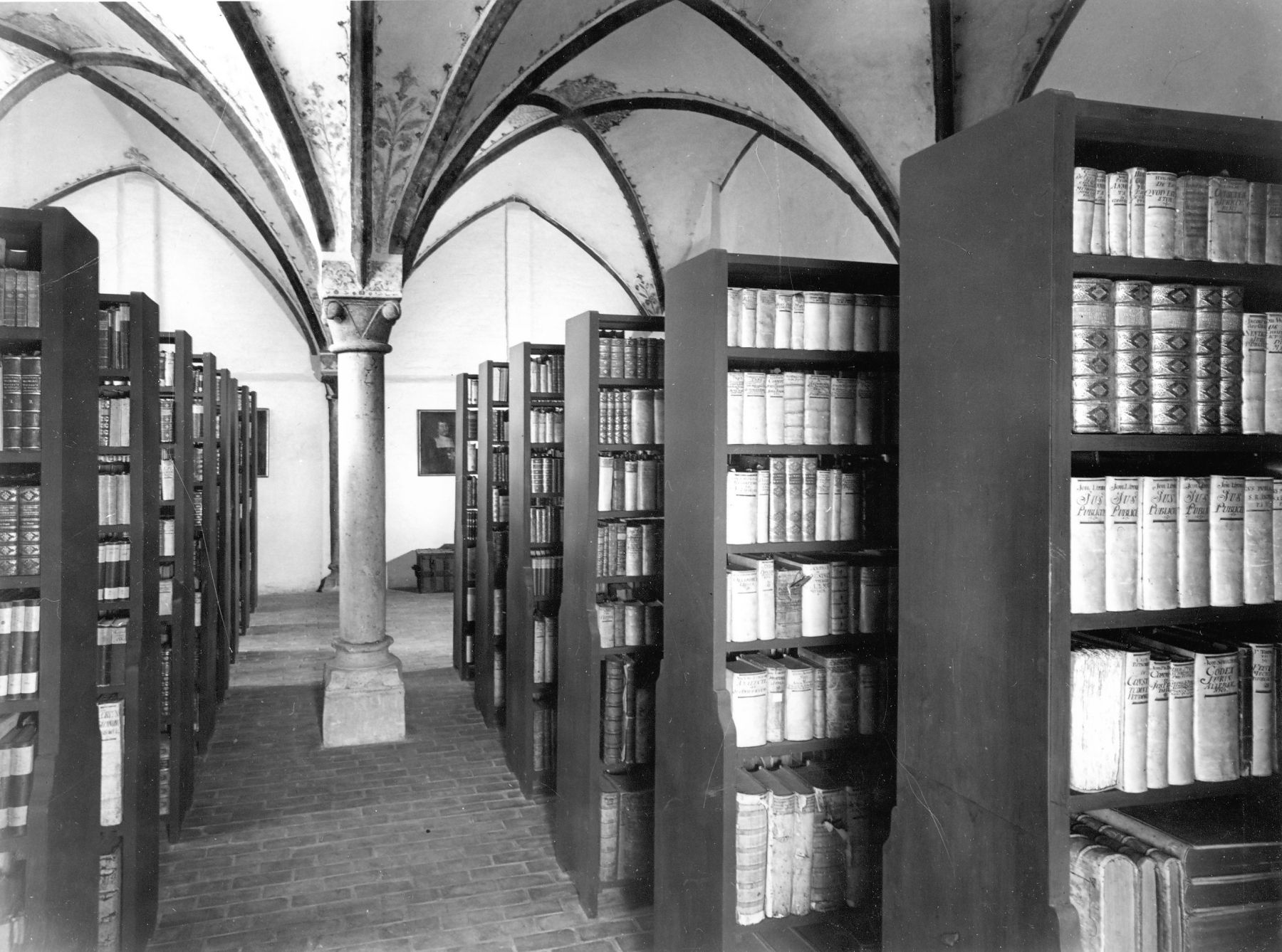 Gotische-Bibliothek-1967.jpg